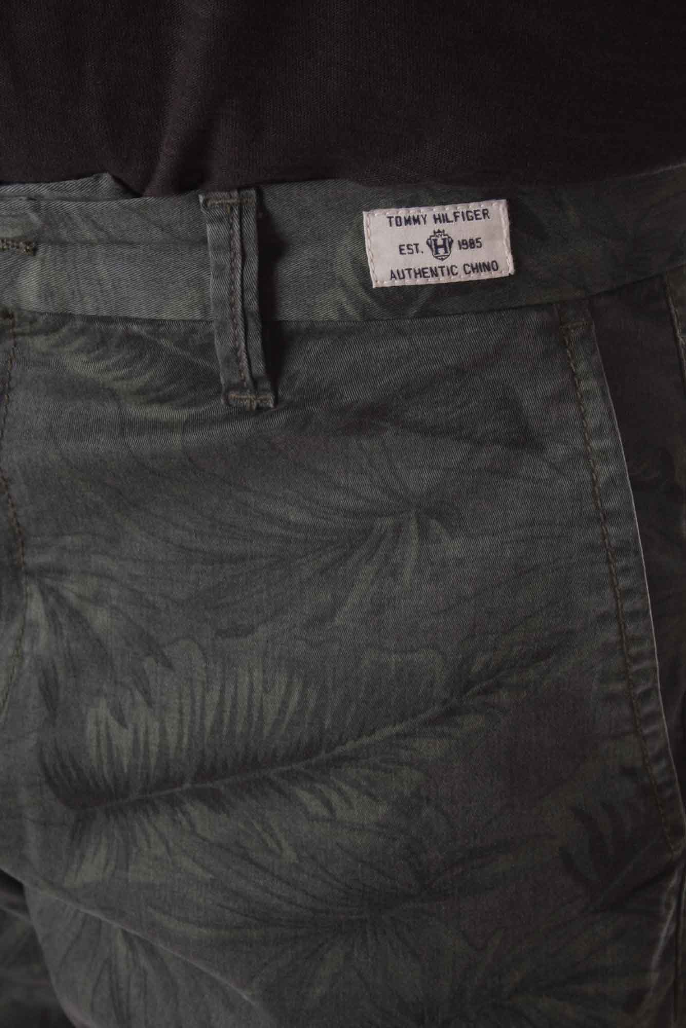 Tommy Hilfiger Men's Pants Denton Chino Str Twill Leaf Printed 5