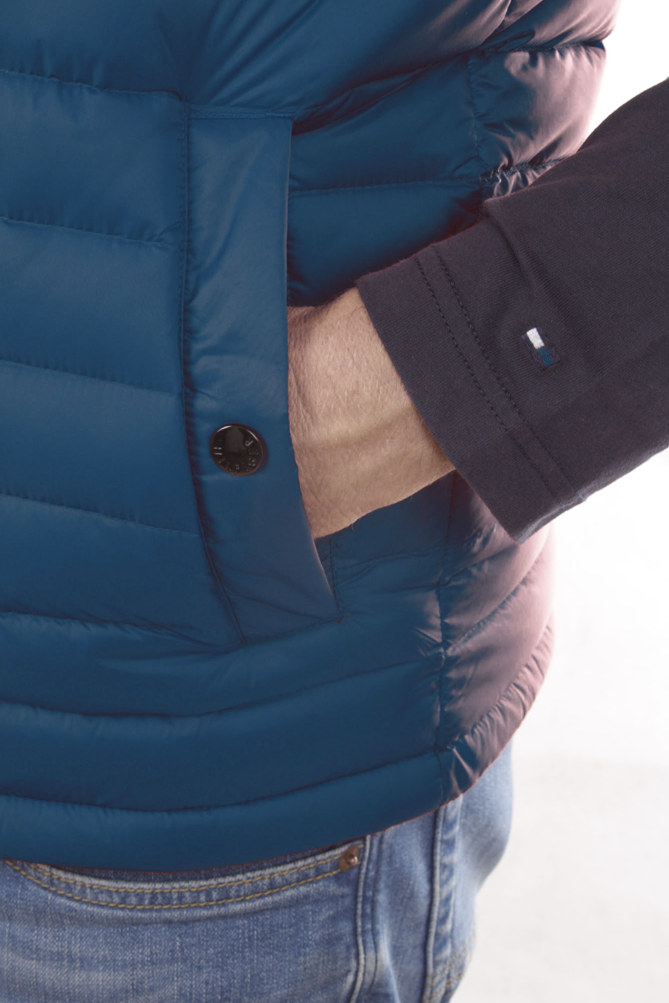 Tommy Hilfiger LW PACKABLE DOWN VEST Men's Down Lightweight Vest Blue 4